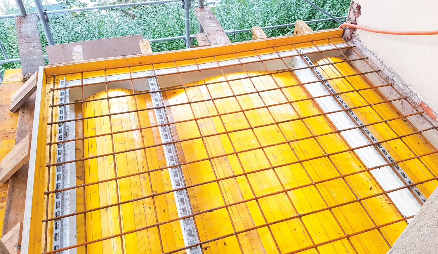 Umbau und Sanierung Plus | An- und Umbau unter Denkmalschutz | Eine Erfolgsgeschichte der Ernst Frey AG: In Basel konnten wir ein Gebäude aus dem Jahr 1930 mit umfassenden Renovationsarbeiten in ein neues Zeitalter führen.