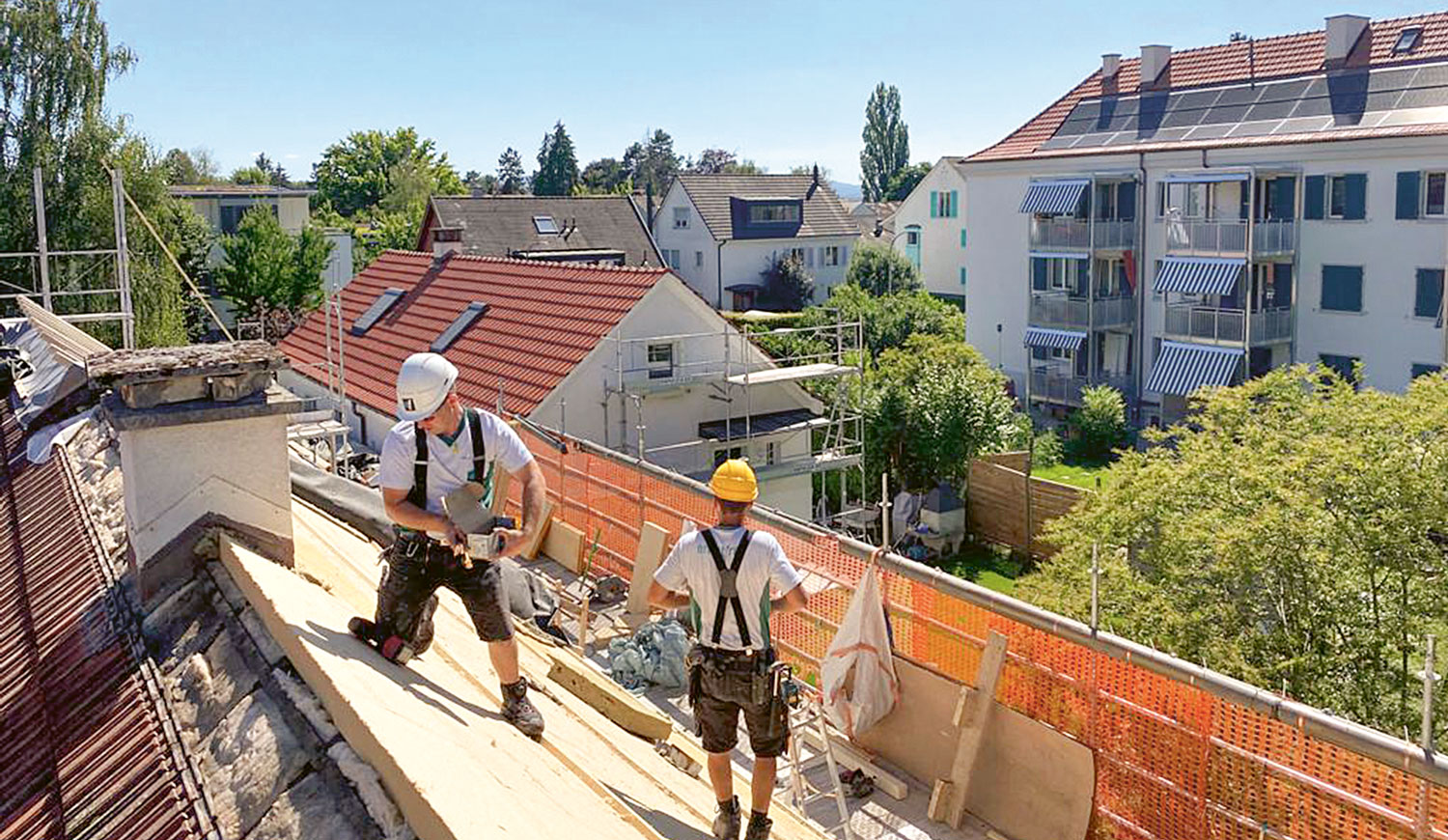 Umbau und Sanierung Plus | Energetische Sanierung | Eine Erfolgsgeschichte der Ernst Frey AG: Die energetische Sanierung einer Überbauung in Riehen hat unser Holzbauteam mit Bravour gemeistert. Lesen Sie weiter!